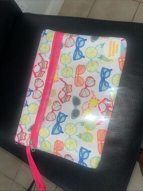 Kids Sunglasses Print Travel Pouch - Pink Zip